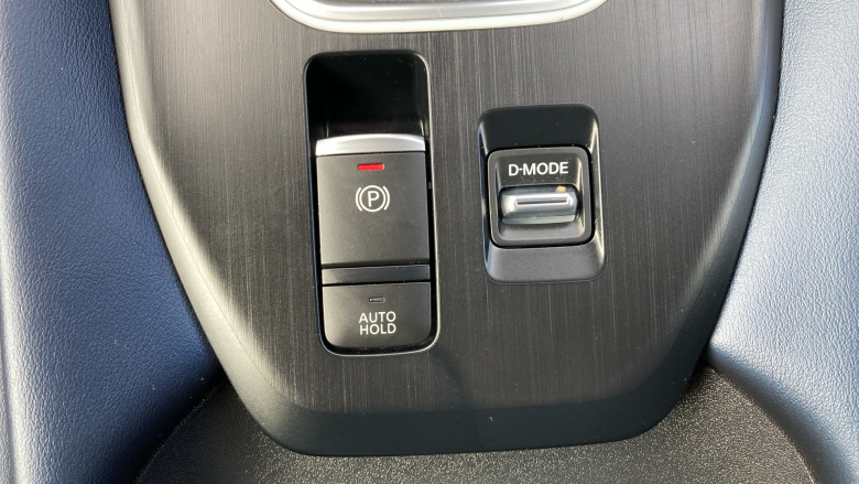 Nissan Qashqai 1.3 DiG-T MH Tekna 5dr Petrol Hatchback